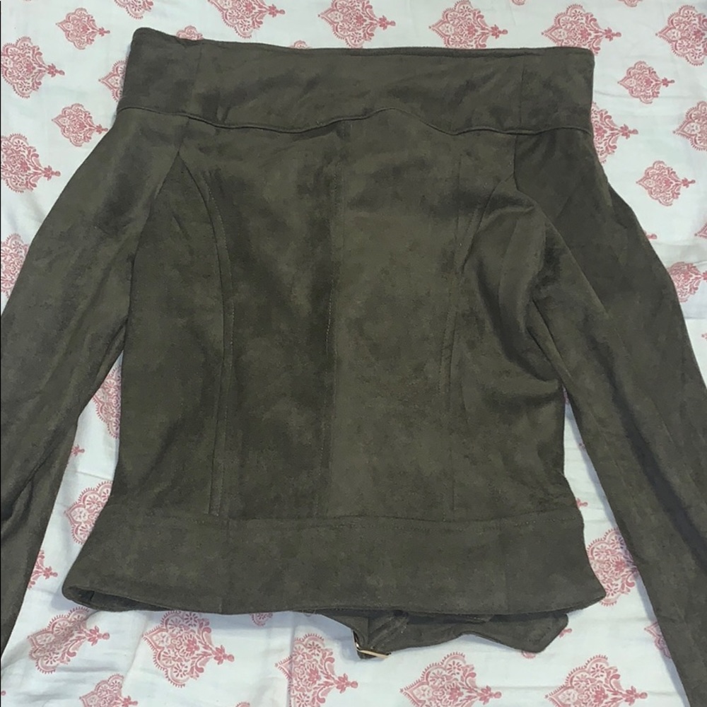jacket - Picture 2 of 2